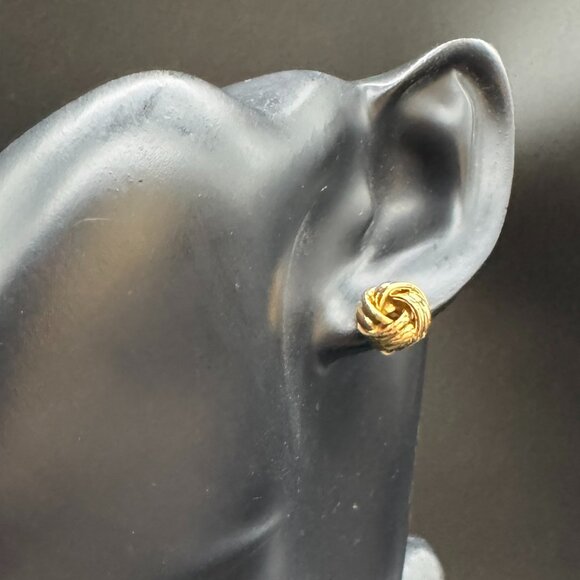 Vintage Avon Gold Tone Chain Necklace and Pierced Earrings set with Knots - Picture 6 of 12